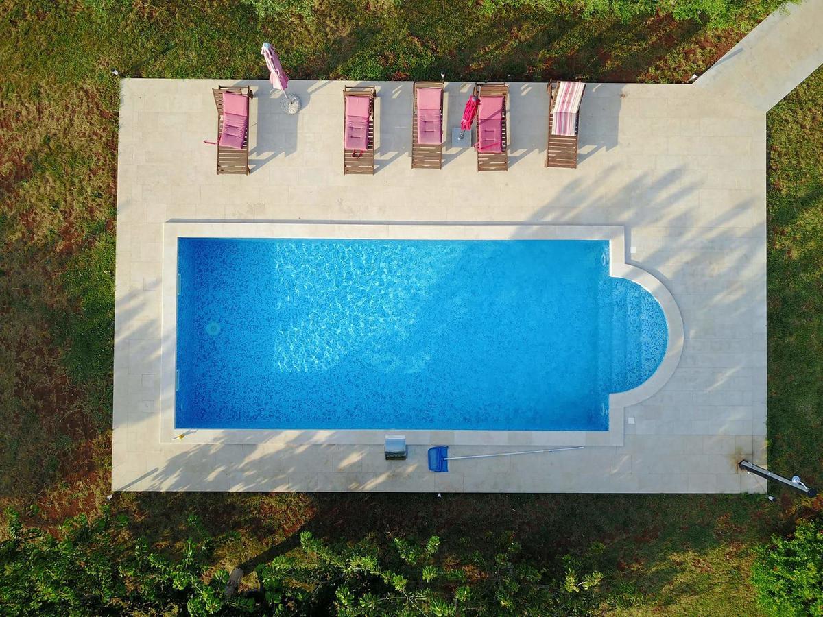 Villa Dorina Barban ภายนอก รูปภาพ
