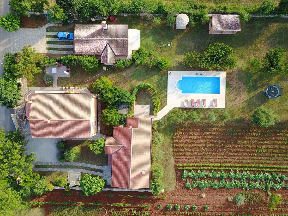 Villa Dorina Barban ภายนอก รูปภาพ