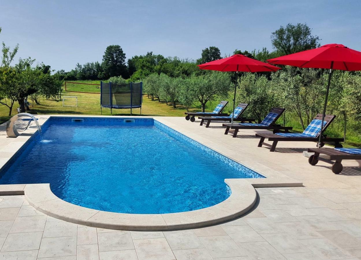 Villa Dorina Barban ภายนอก รูปภาพ